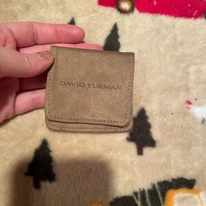 NWOT authentic David Yurman Brown magnetic jewelry pouch